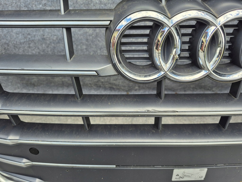 Купити Audi q5 80a бампер перед 4x pdc