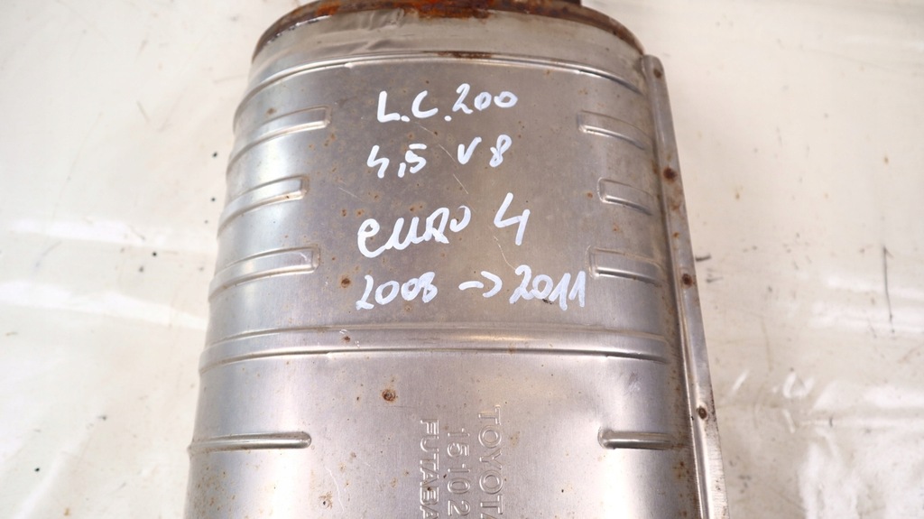 фото №9, Toyota land cruiser 200 4.5 v8 08-11 гаситель выхлоп труба 15102