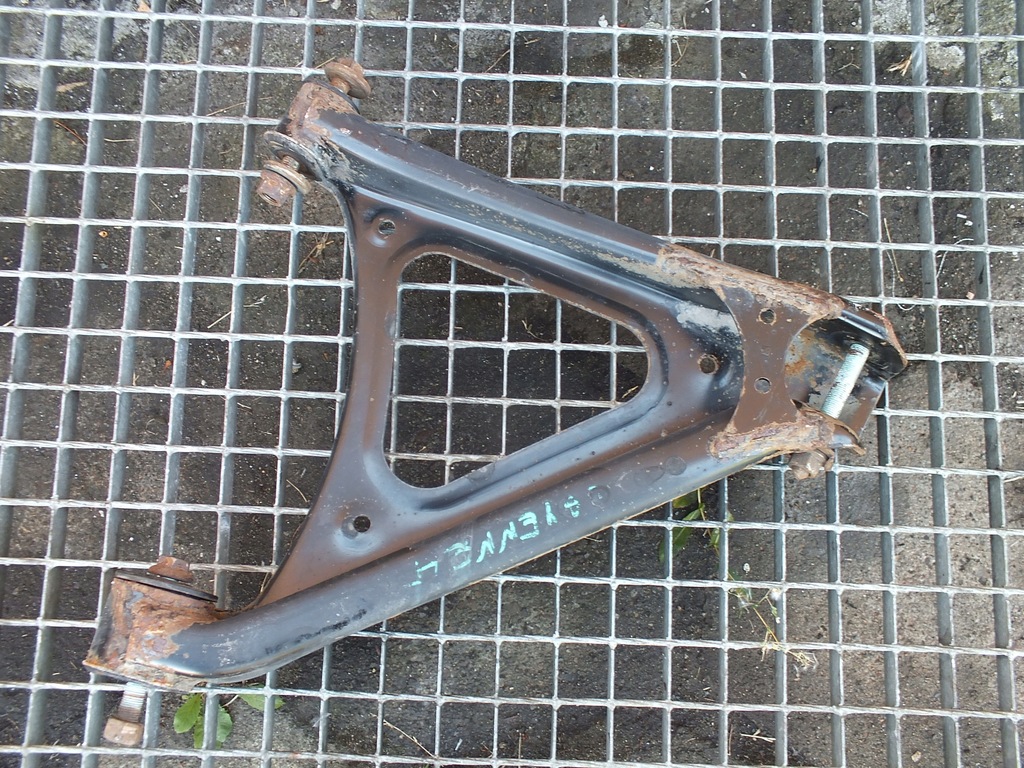 фото №1, Porsche cayenne важіль лівий правий задня