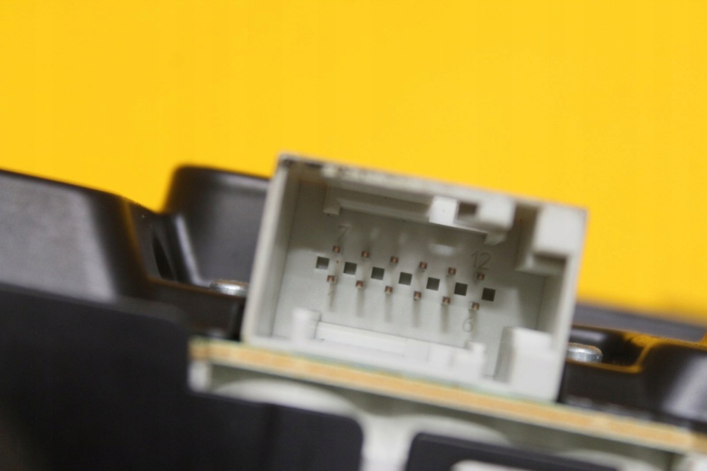 фото №8, Счетчик приборная панель vectra 13144741uz 3.0 cdti