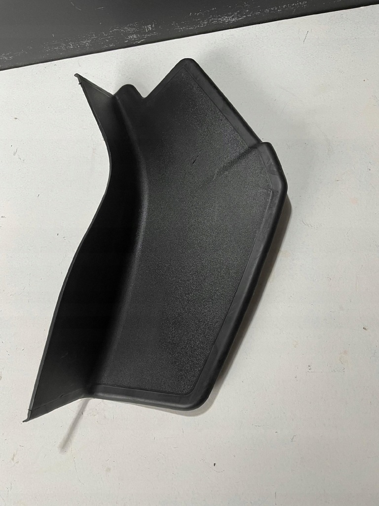 фото №1, Jaguar f-pace x761 защита лампа задних