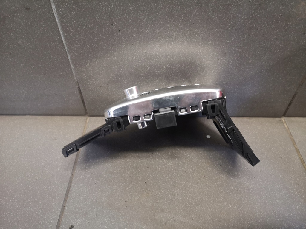 фото №6, Панель корпус вибірник перемикання передач audi a6 c5 2.5 tdi eu 4b0713111bf