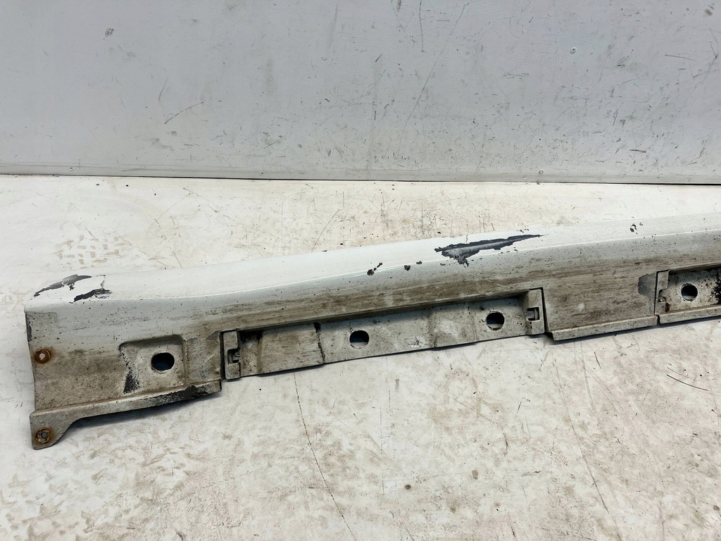 фото №7, Avensis t27 lift t29 поріг захист зовнішня поріг права 040 do фарбування