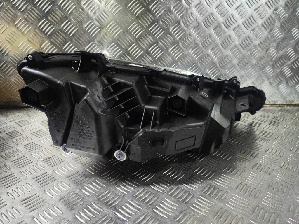 фото №10, Оригинальный номер lexus rc f фара левый 81185-24290 лампа