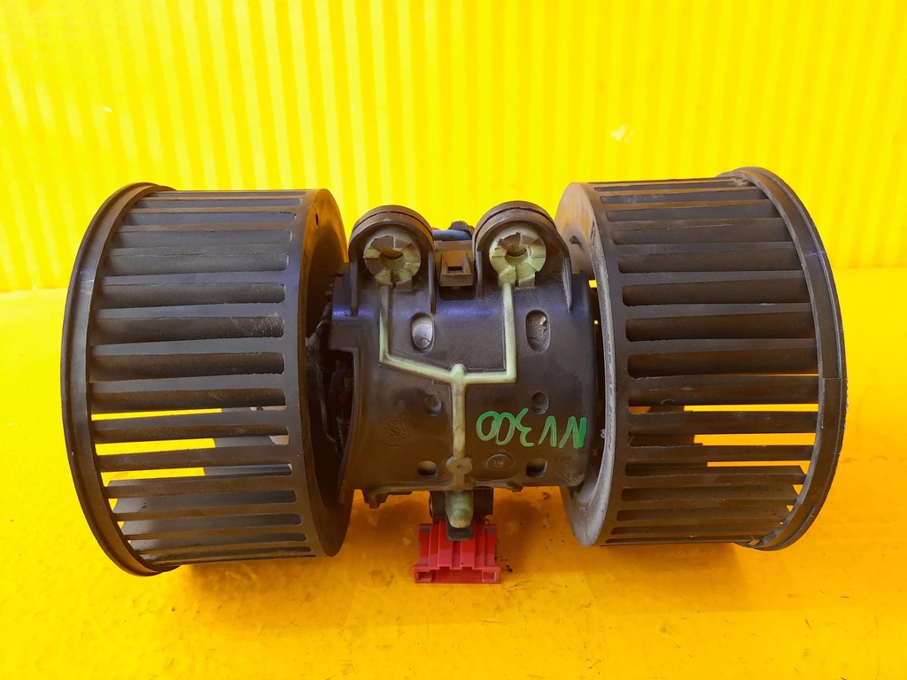 фото №1, Nissan nv300 trafic вентилятор вентилятор повітродувка