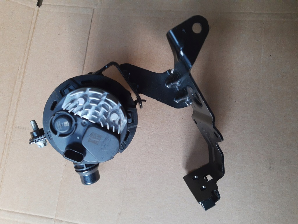 фото №7, Mercedes c w206 w236 насос помпа wody+ кронштейн a0005003700 a2068304704