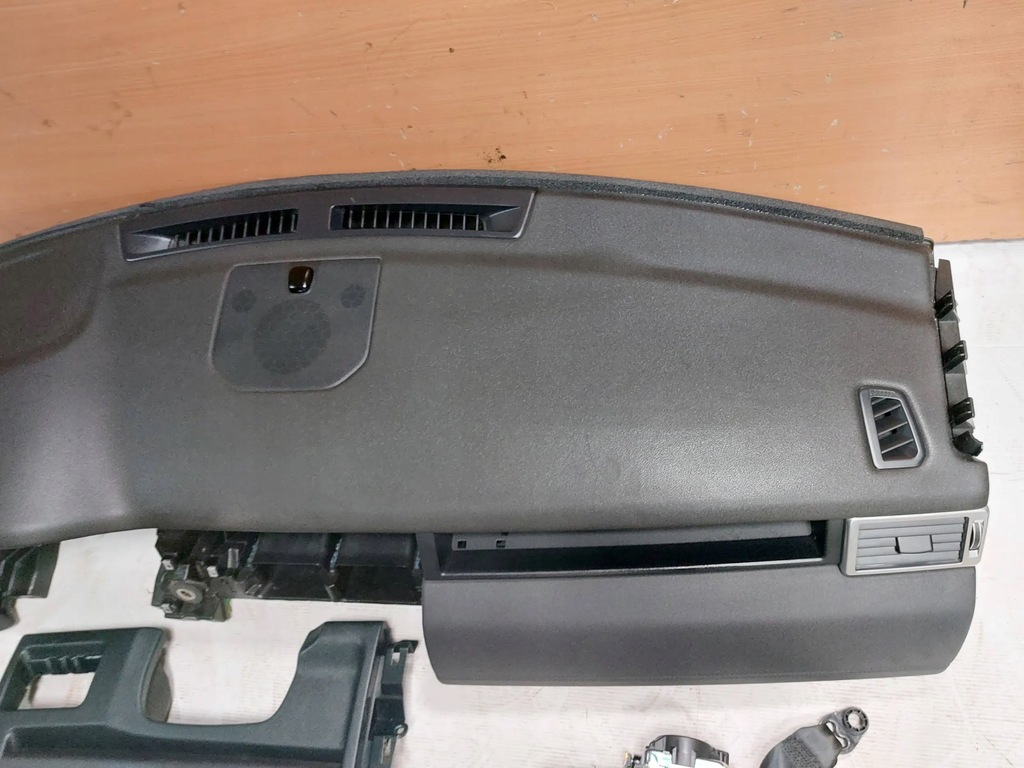 фото №9, Приборная панель консоль подушка безопасности land rover discovery sport 14-