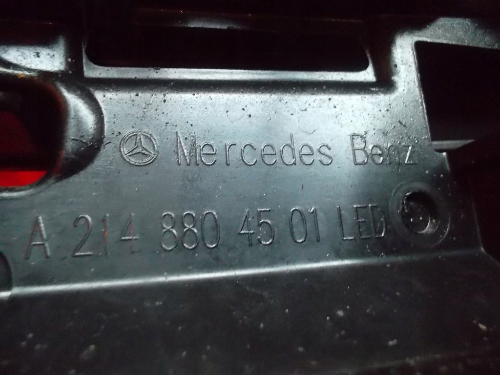 Mercedes e klasa 214 w214 решітка радіатора решітка радіатора під  камера підсвічуваний a2148804501 в Україні