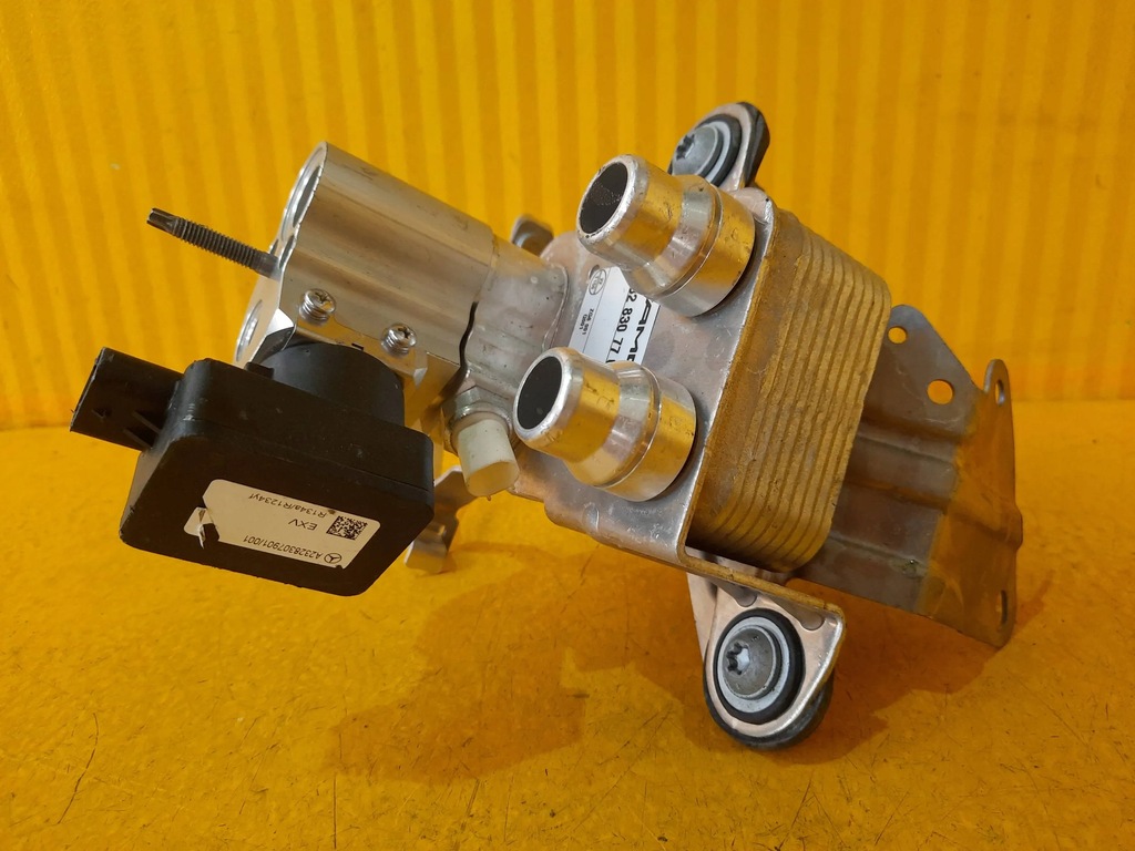 фото №1, Mercedes r232 теплообменник тепла a2328307701