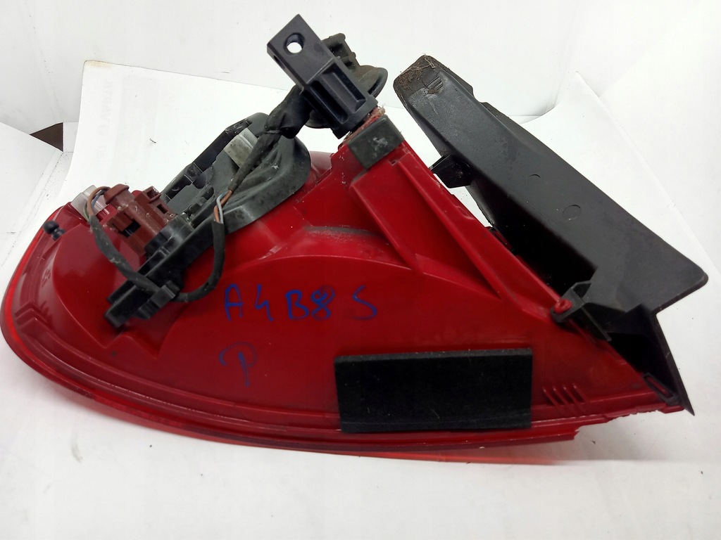 фото №11, Лампа правая задняя audi a4 b8 sedan led 8k5945096b