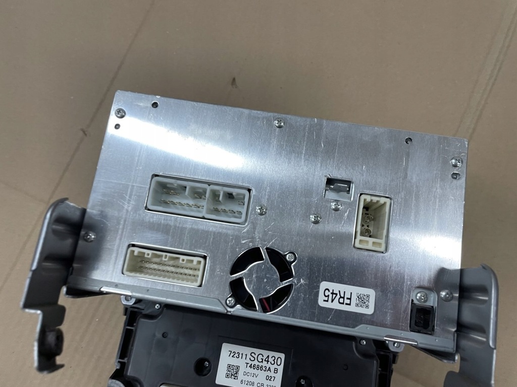 фото №10, Радио cd clarion 86201sg450 pf-3733 subaru forester 4 iv sj 12-18r