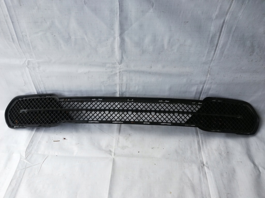 фото №1, Bmw x1 e84 решётка бампера перед