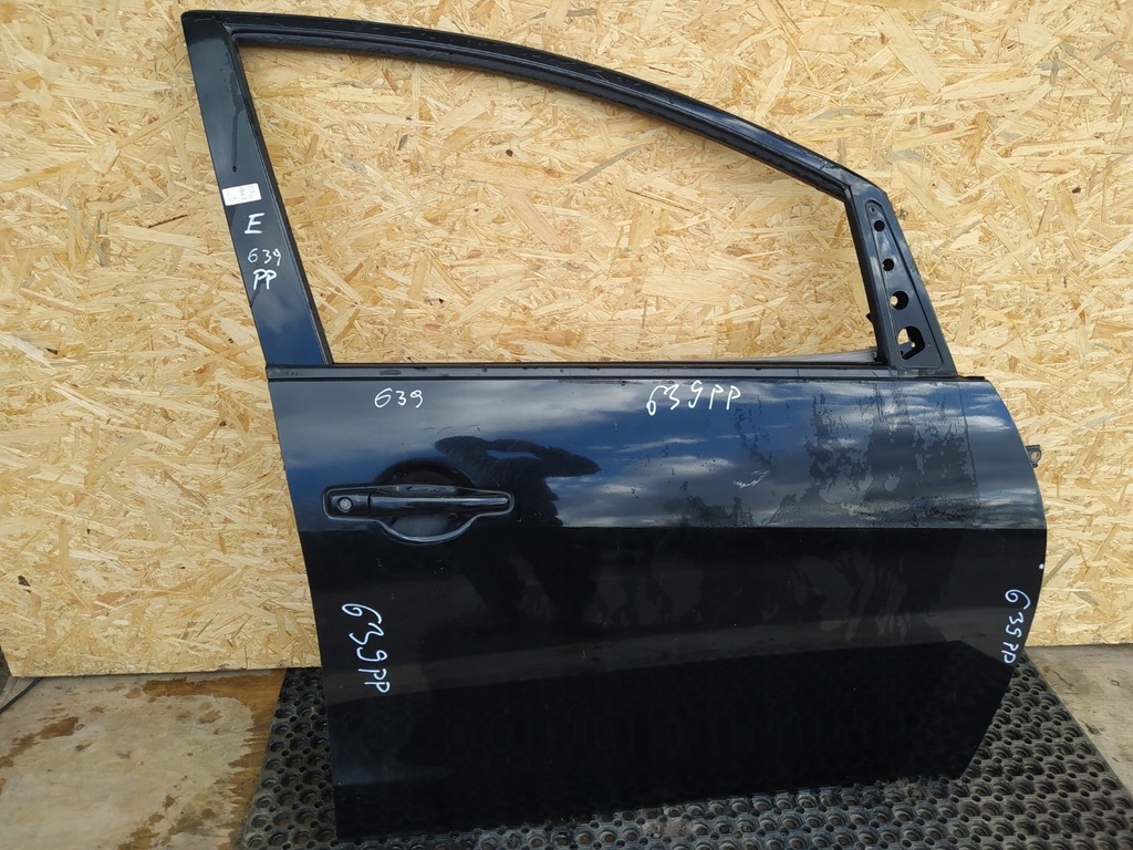 фото №1, Mitsubishi grandis дверь перед правый x42 5d