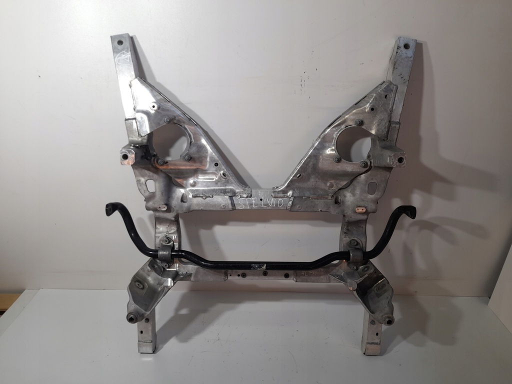 фото №1, Alfa romeo stelvio підрамник підвіска 00505505910 k42