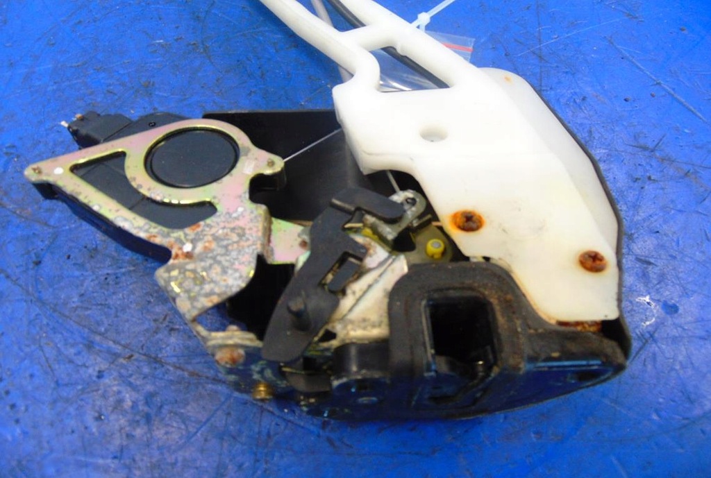 фото №3, Kia opirus замок двері правий задня