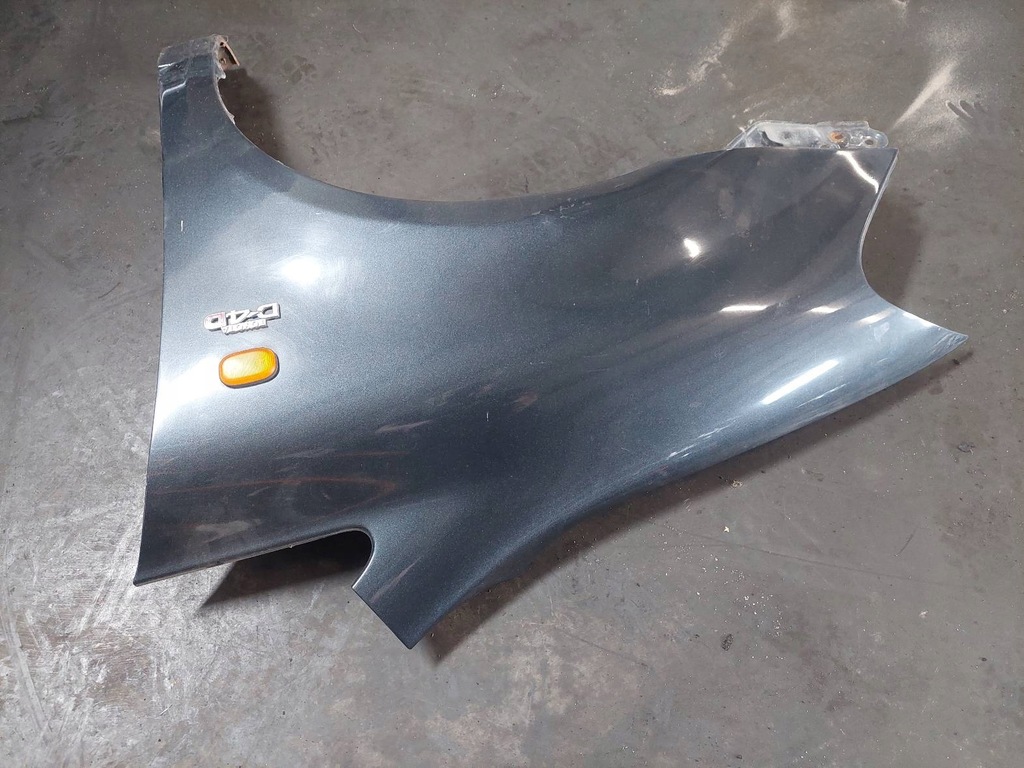 фото №9, Kompletny перед капот бампер крыло лампы toyota avensis verso i 1e2