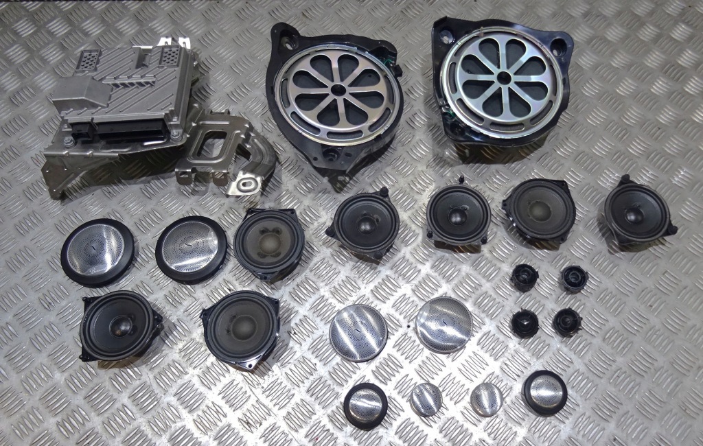 фото №1, Mercedes w205 lift amg динамики комплект burmester a009003435