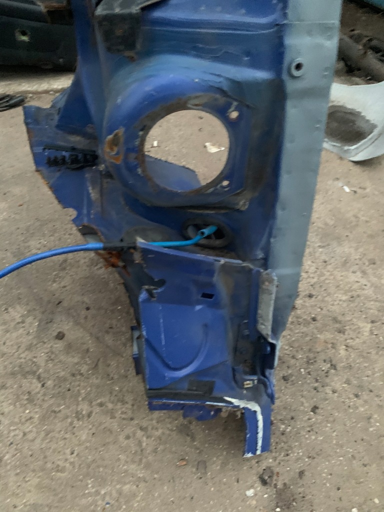 Купити Чашка підкрилок перед лонжерон siena palio albea strada