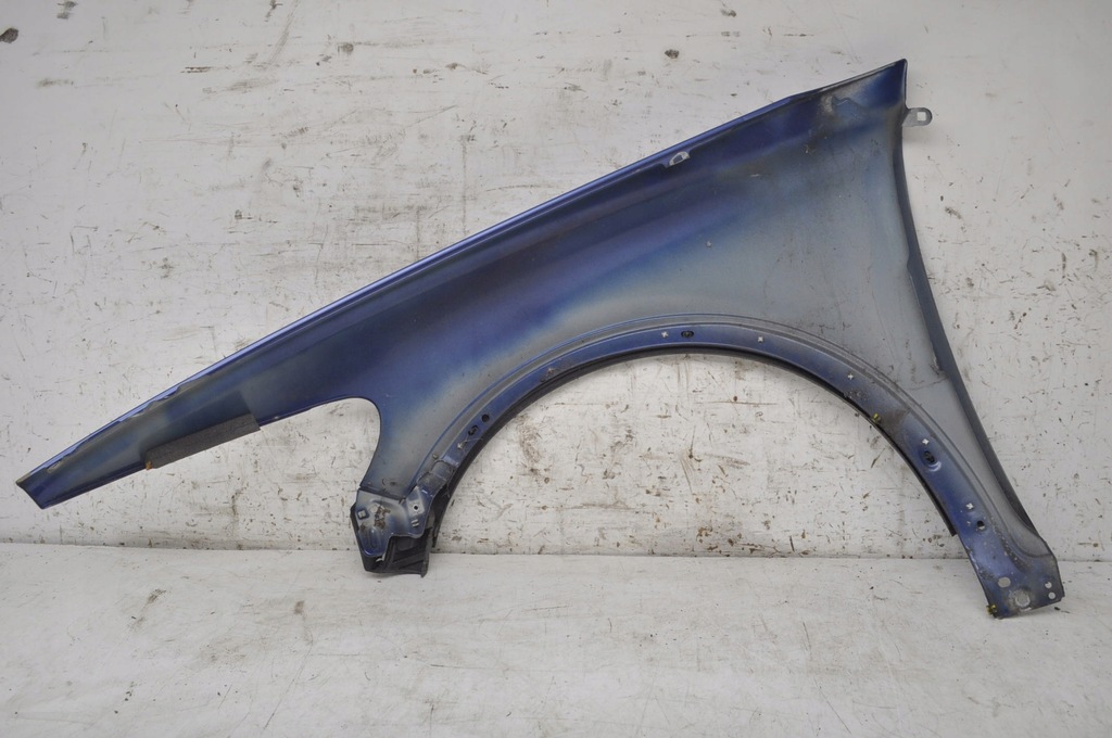 фото №8, Volvo c30 крила правий перед передній