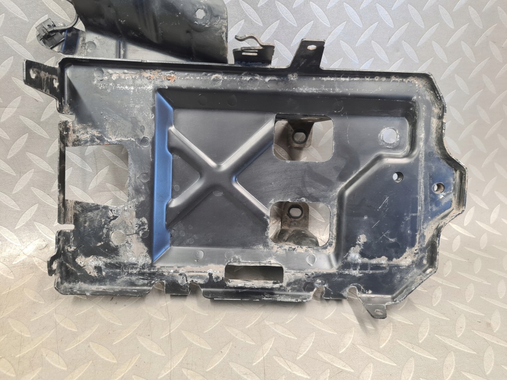 Основа полиця акумулятор insignia ii b 84221669 Недорого