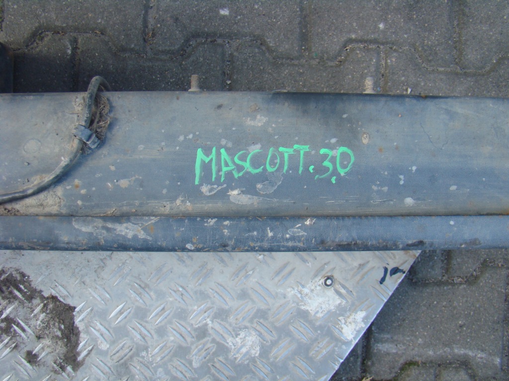 Задня балка світла підніжка поріг задній hak renault mascott 04-10 Ціна