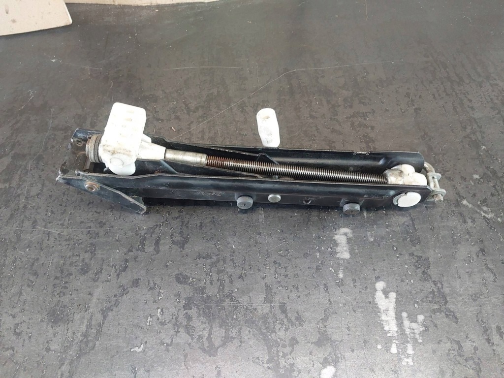 фото №1, Домкрат автомобільний bmw 5 e39 1092710