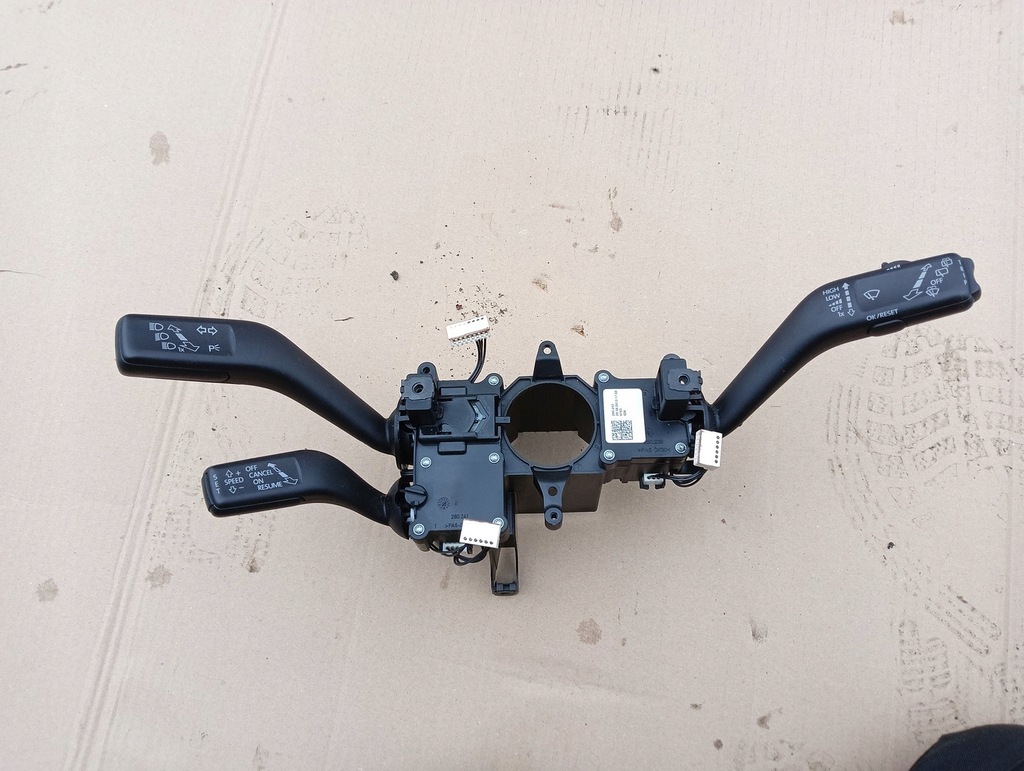 фото №1, Переключатель комбинированный vw passat b7 3c9953501bp