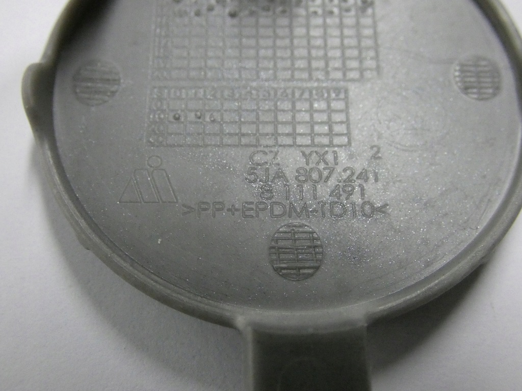 фото №16, Заглушка бампера передний, защита фаркоп буксировочный skoda rapid