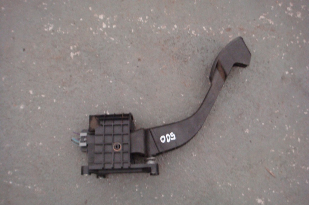 фото №1, Fiat 500 07-15 педаль сцепления