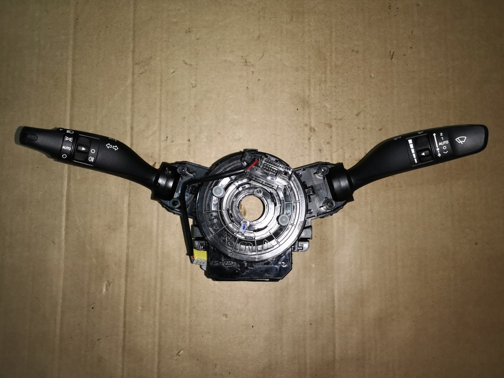 фото №1, Hyundai ioniq переключатель pod руль