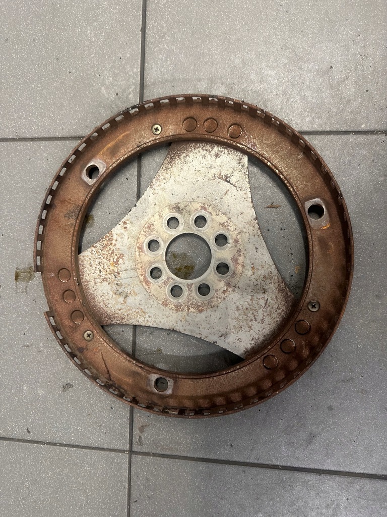 фото №5, Колесо маховик audi a8 d2 2.8 apr 078105323c