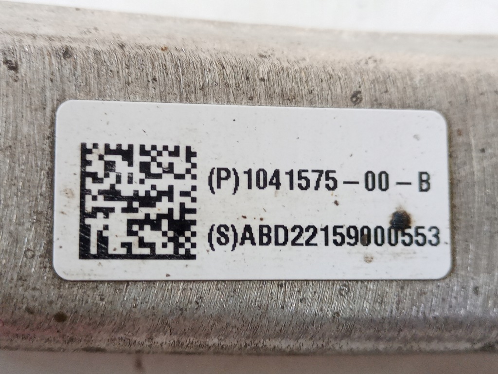 Важіль правий перед tesla s x 1041575-00-b Зі Шроту