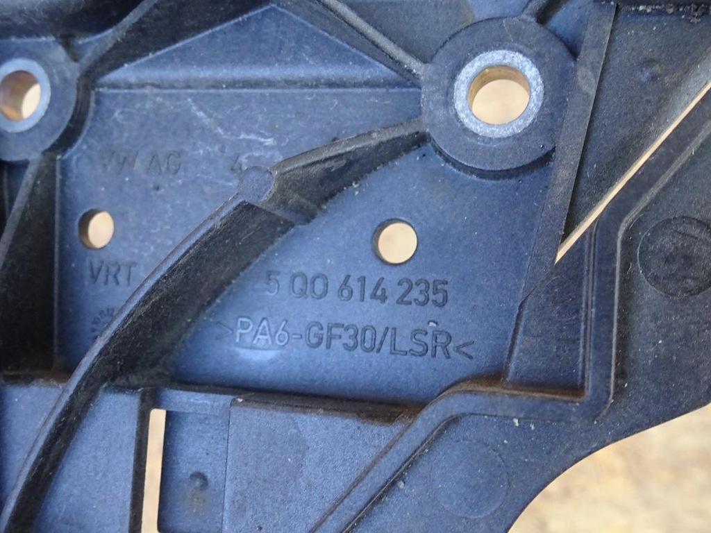 фото №8, Golf vii r audi tt 8s 2.0 tfsi кронштейн кронштейн насоса abs 5q0614235