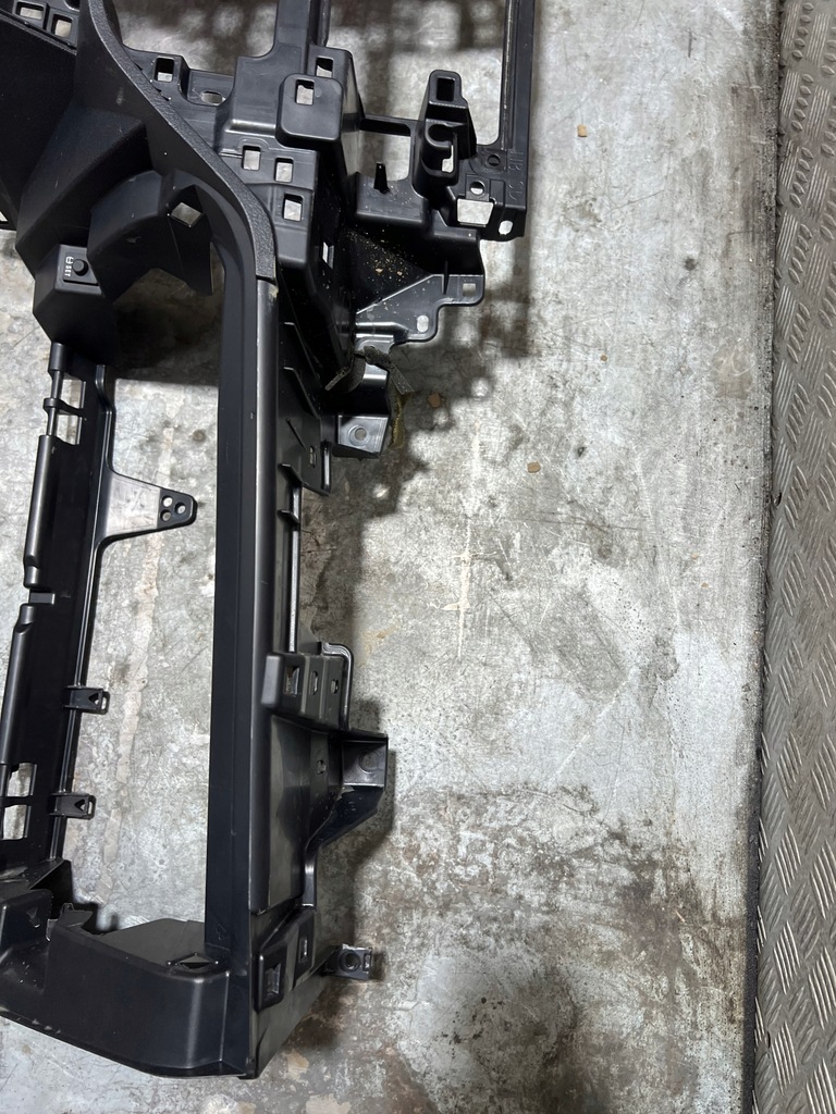 фото №8, Toyota auris ii e18 12-18 каркас панели dół консоли бардачка