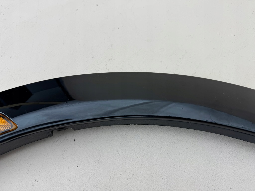 фото №3, Ford mustang mach-e 20r- молдинг крыла правая правый задняя lj8b-r286d