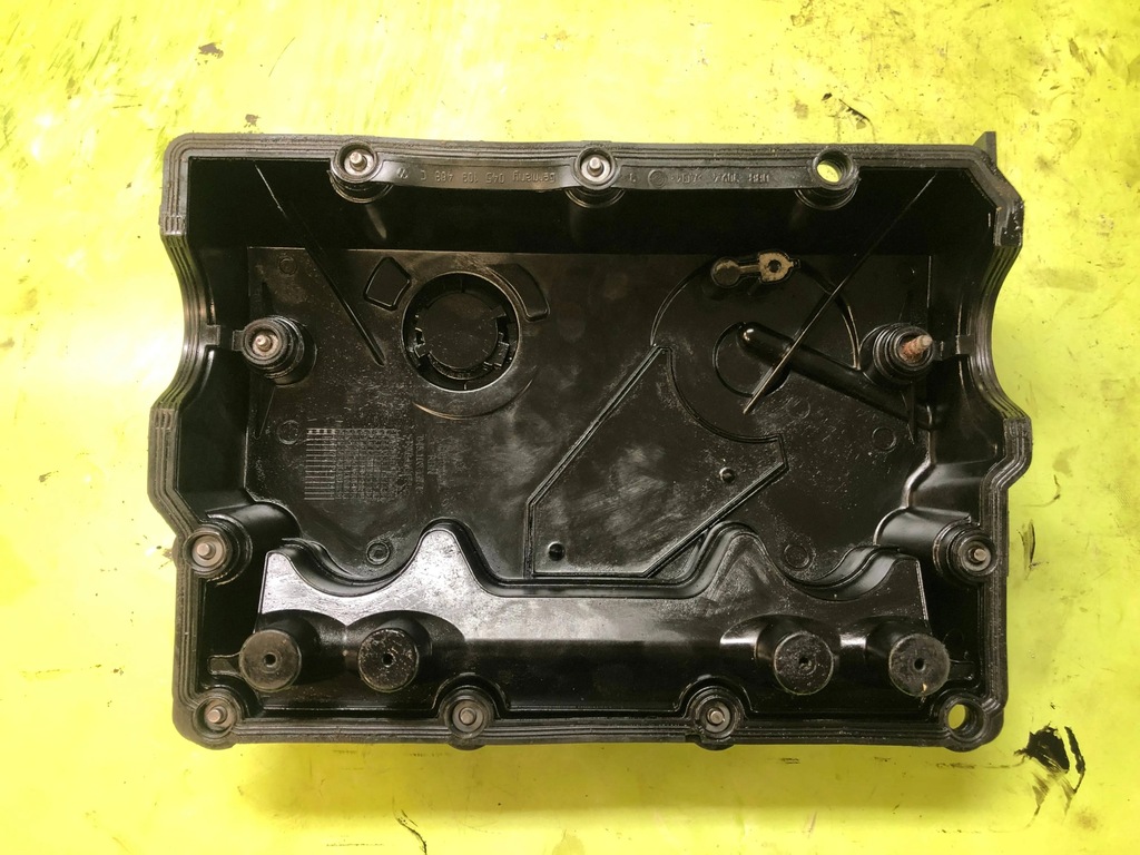 фото №6, Крышка клапанная vw seat skoda 1.4 tdi 045103475c