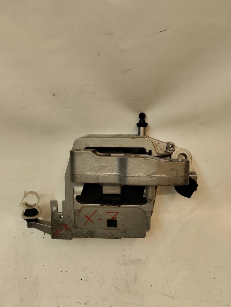 фото №1, Bmw x2 f39 lift подушка кронштейн двигателя