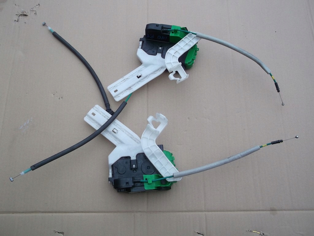 фото №1, Hyundai i40 sedan замок дверь задняя