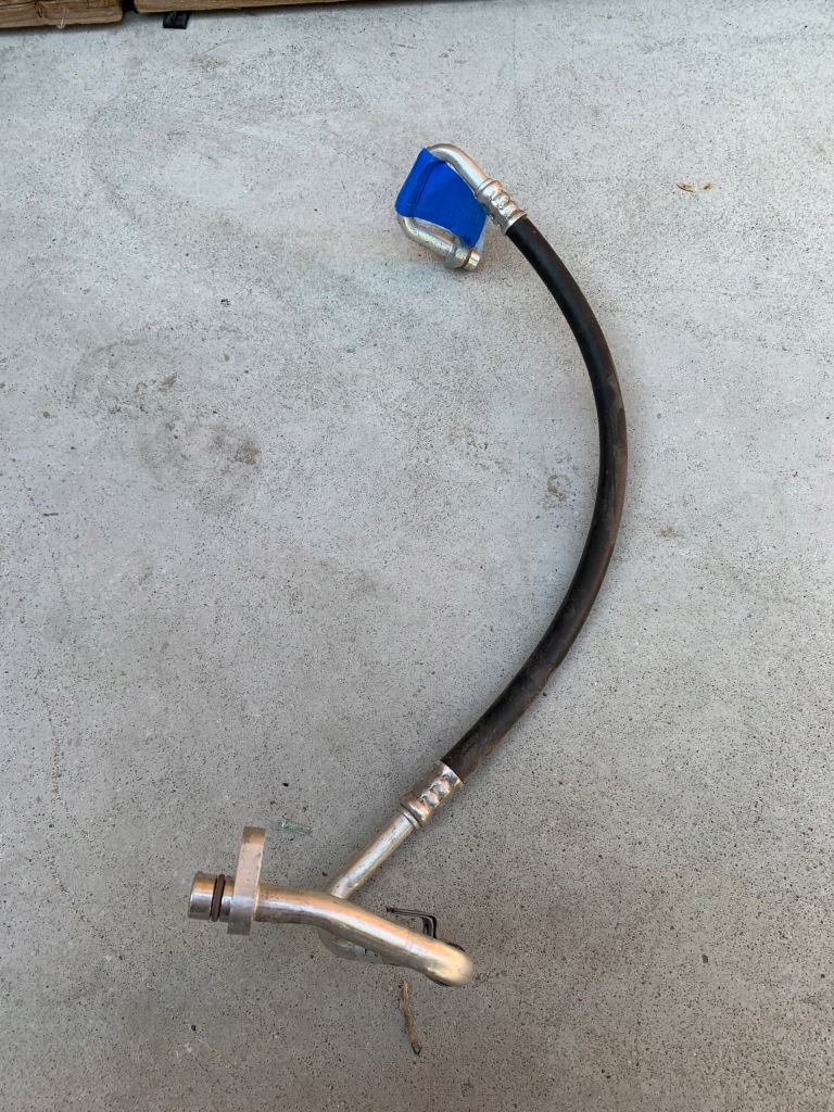 фото №1, Megane iv шланг кондиционера 924906410r