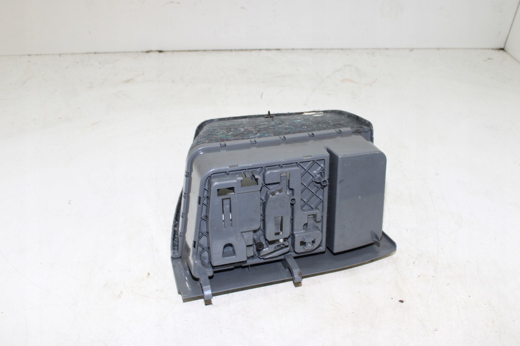 фото №5, Bmw 3 e90 sedan бардачок обшивка обивка багажника правый задняя