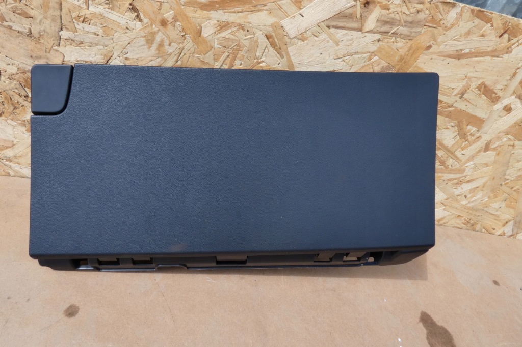 фото №1, Mg4 mg 2023 бардачок пасажира