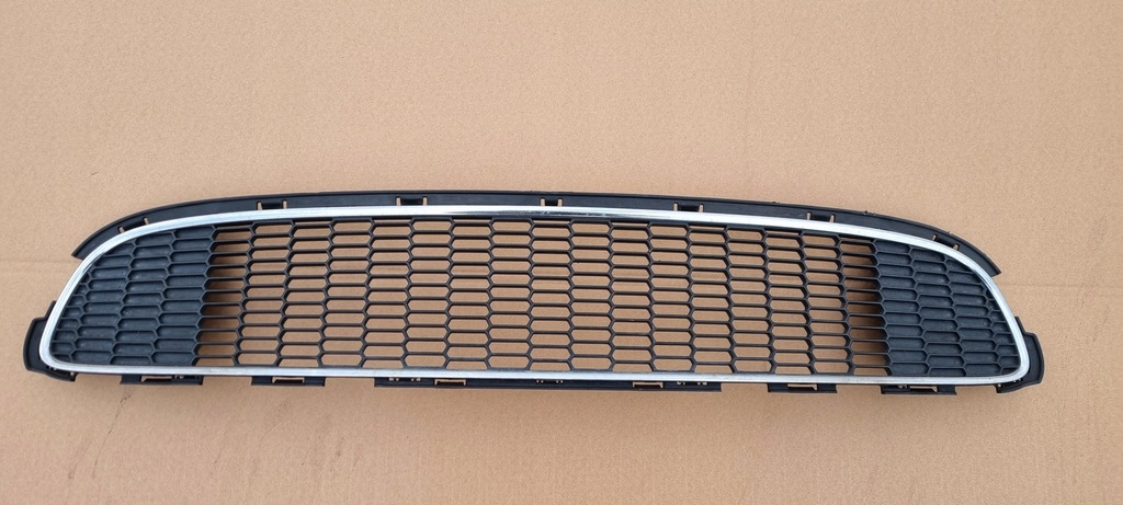 фото №2, Mini cooper r55 r56 решётка бампер перед оригинал