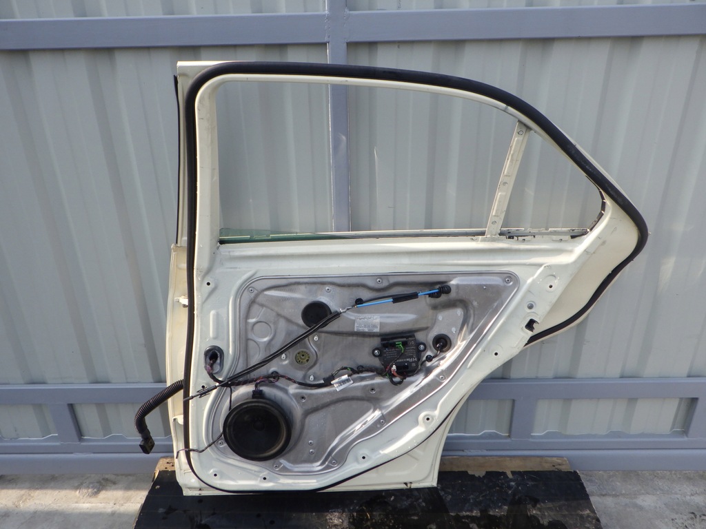 фото №7, Mercedes e-klasa w212 двері задні задня праве