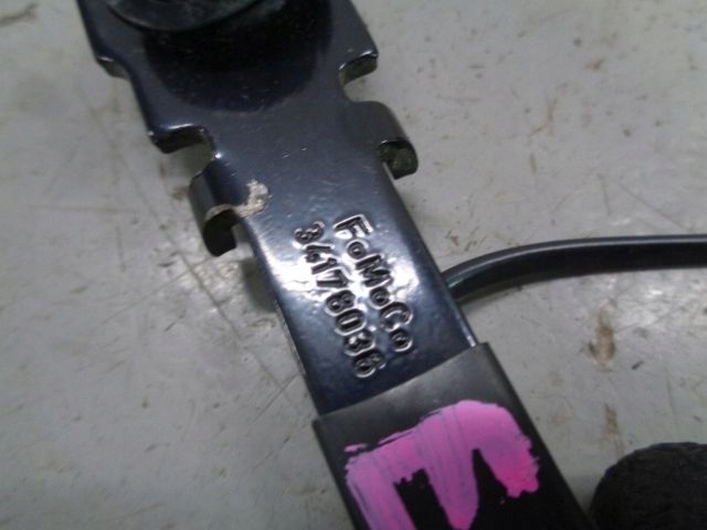 фото №3, Ford ecosport 15 клипса поперечина правый перед передний