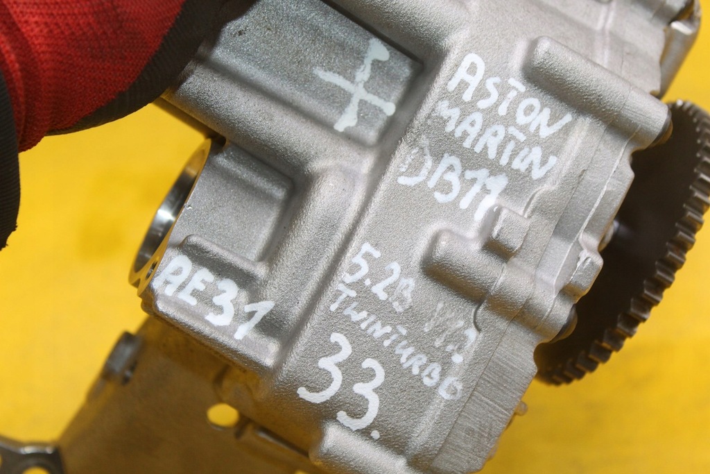 фото №13, Насос масла aston martin 5.2 b v12 twin turbo db11 hy53-6621-ab