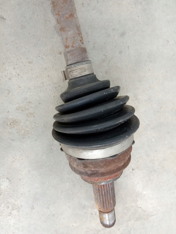 фото №8, Ford fiesta mk8 1.5 tdci 2017-22r. - приводной вал левая