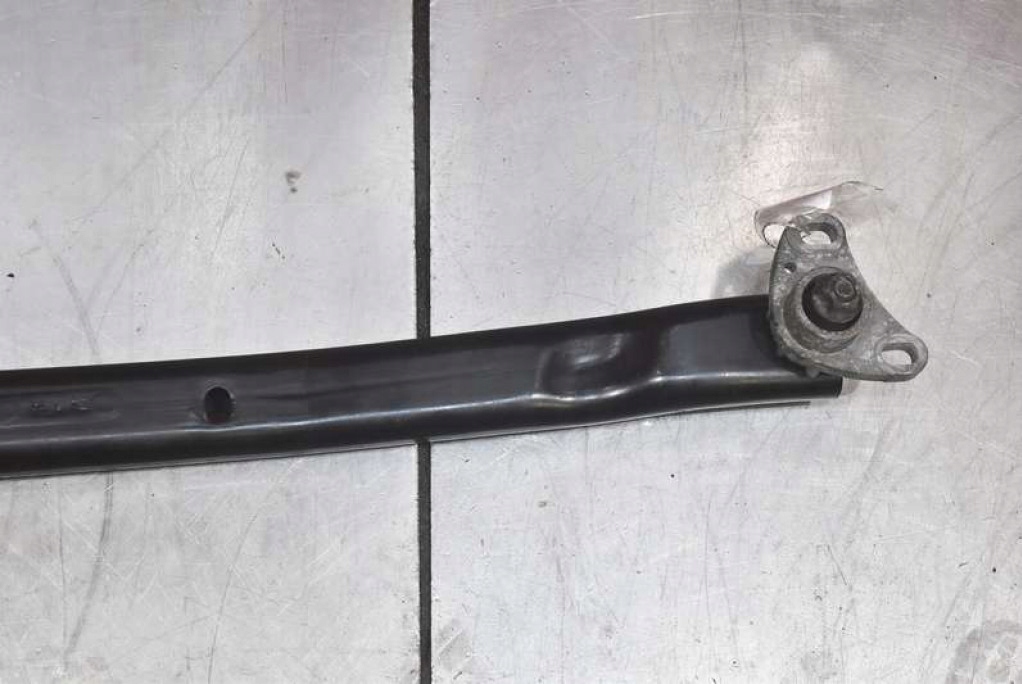 Купить Распорка чашка балка нижняя двигателя volvo xc90 1 1 2.9 t6 272 km 02-06