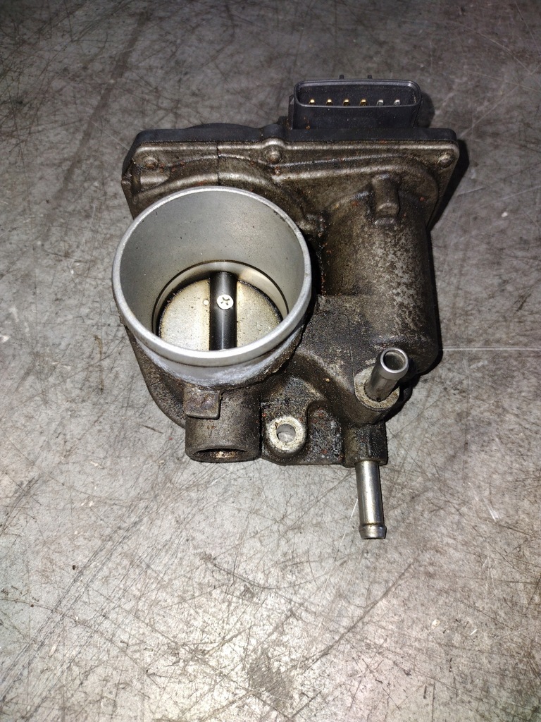 фото №5, Дросельна заслінка 22030-47040 toyota yaris iii 1.5