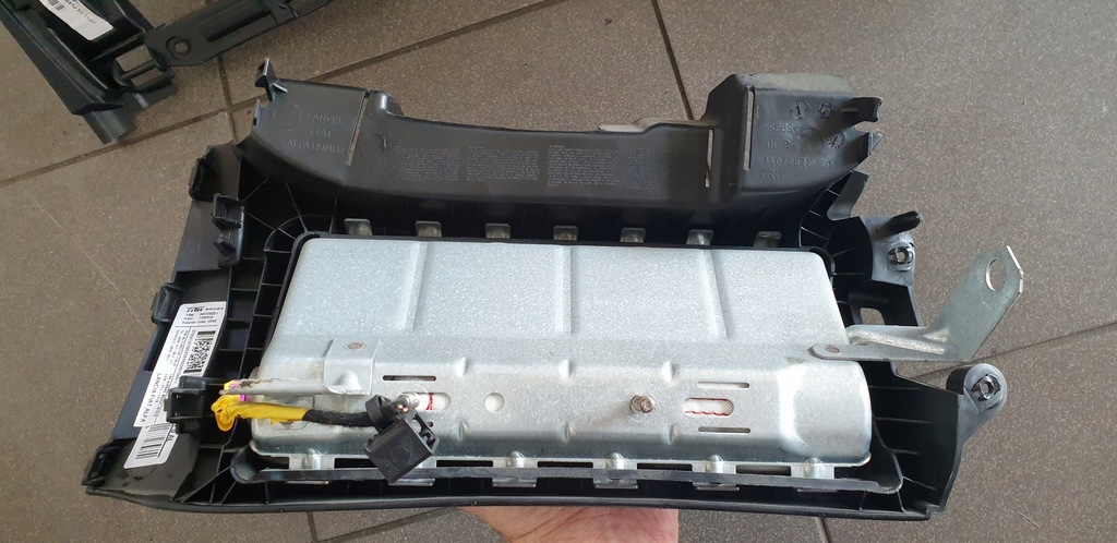 фото №8, Панель приладів приладова подушки безпеки ремені fiat punto evo 2009-