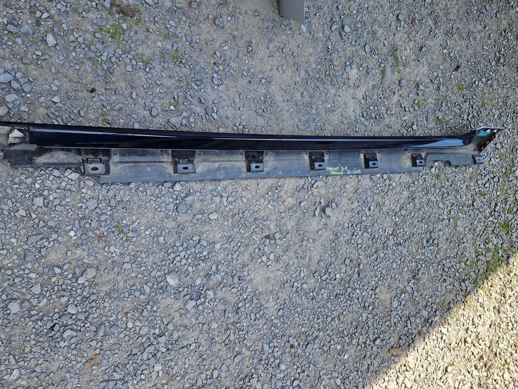 фото №2, Молдинг поріг права поріг vw passat b8 r-line 2014r-